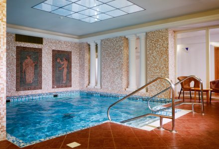 Schwimmbad im Orea Spa Hotel Palace Zvon in Marienbad