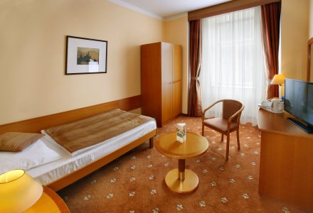 Einzelzimmer Superior Neapol im Ensana Health Spa Hotel Hvezda  in Marienbad © Jan Prerovsky