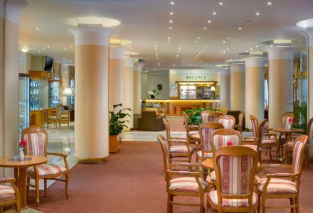 Lobbybar im Ensana Health Spa Hotel Centralni Lazne in Marienbad © Jan Prerovsky