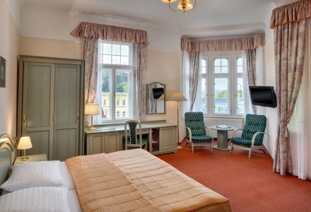 Wohnbeispiel Doppelzimmer Comfort im Ensana Health Spa Hotel Svoboda in Marienbad © Jan Prerovsky