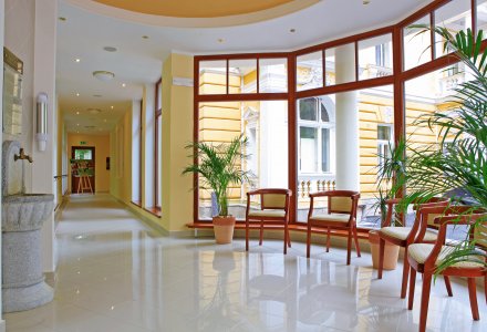 Korridor im Ensana Health Spa Hotel Svoboda in Marienbad © Jan Prerovsky
