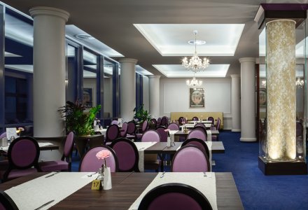 Restaurant im Grandhotel Nabokov © @JiriLizler