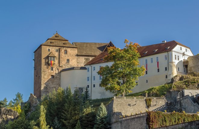 Alte Burg Becov nad Teplou (Petschau) © borisb17 - Fotolia
