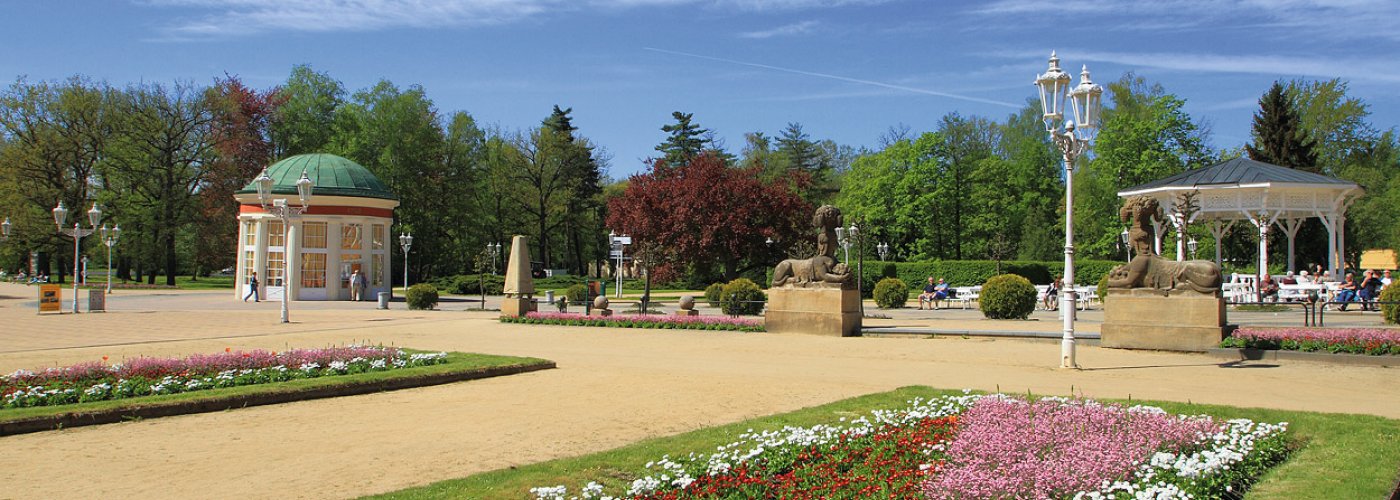 Park mit Franzensquelle in Franzensbad